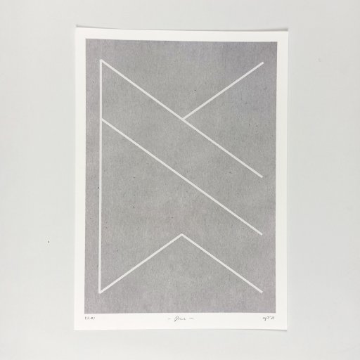 plakater-posters-kunsttryk, giclee-tryk, geometriske, grafiske, minimalistiske, monokrome, stemninger, mønstre, typografi, grå, hvide, blæk, papir, plakater, Køb original kunst og kunstplakater. Malerier, tegninger, limited edition kunsttryk & plakater af dygtige kunstnere.